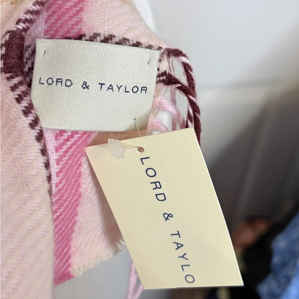 Lord & Taylor Pink and Cream plaid fringe scarf new
